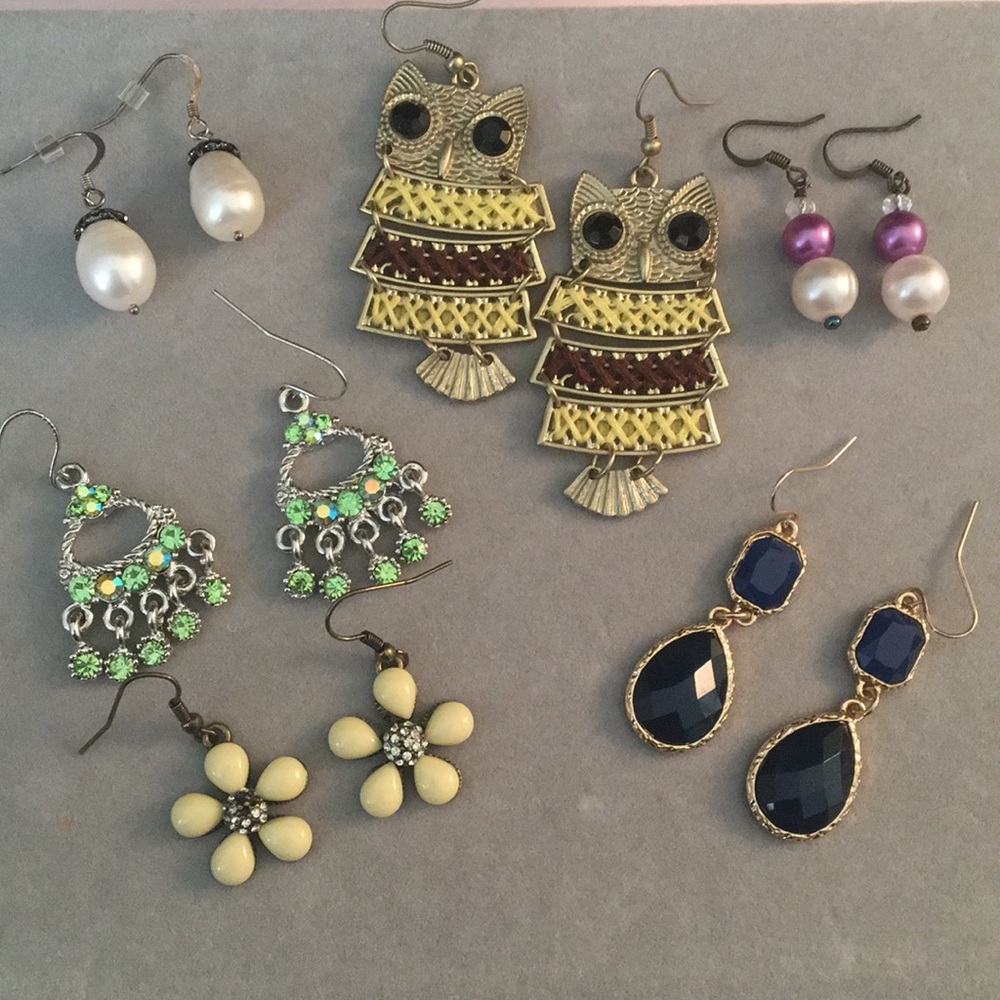 Earring lot